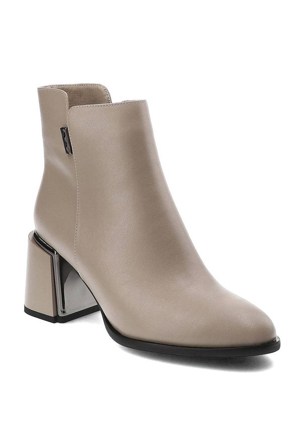 Beżowe Botki Artiker Modne Skórzane Buty Na Obcasie. Okazja: na co dzień. Kolor: beżowy. Materiał: skóra. Wzór: gładki. Obcas: na obcasie. Styl: casual. Wysokość obcasa: średni
