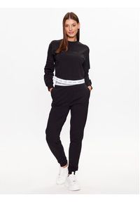 Guess Spodnie piżamowe O3YB00 KBS91 Czarny Regular Fit. Kolor: czarny. Materiał: bawełna #5