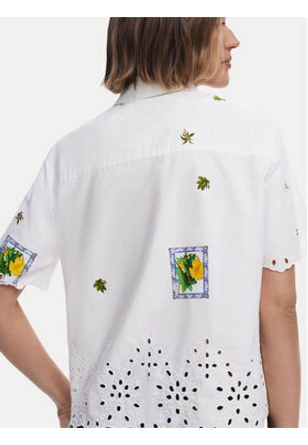 Desigual Koszula Afrodita 25SWCW17 Biały Regular Fit. Kolor: biały. Materiał: bawełna