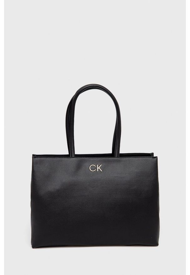 Calvin Klein Torebka kolor czarny. Kolor: czarny. Rodzaj torebki: na ramię