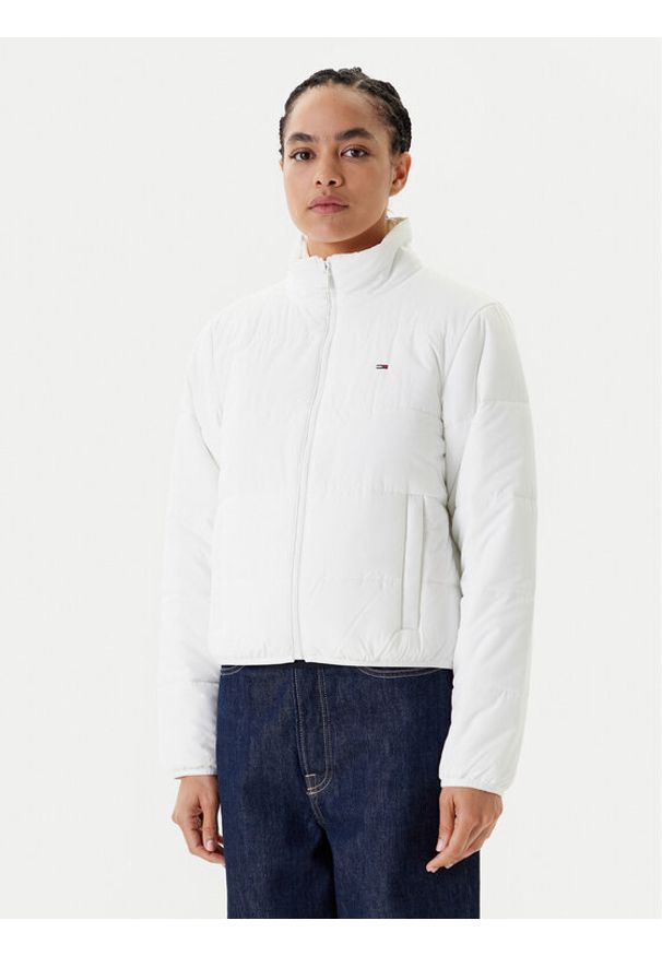 Tommy Jeans Kurtka przejściowa DW0DW20958 Biały Regular Fit. Kolor: biały. Materiał: syntetyk