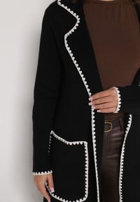 Born2be - Czarny Kardigan Ozdobiony Lamówką Tusbena. Okazja: na co dzień. Kolor: czarny. Materiał: jeans. Wzór: aplikacja. Styl: casual, elegancki #6