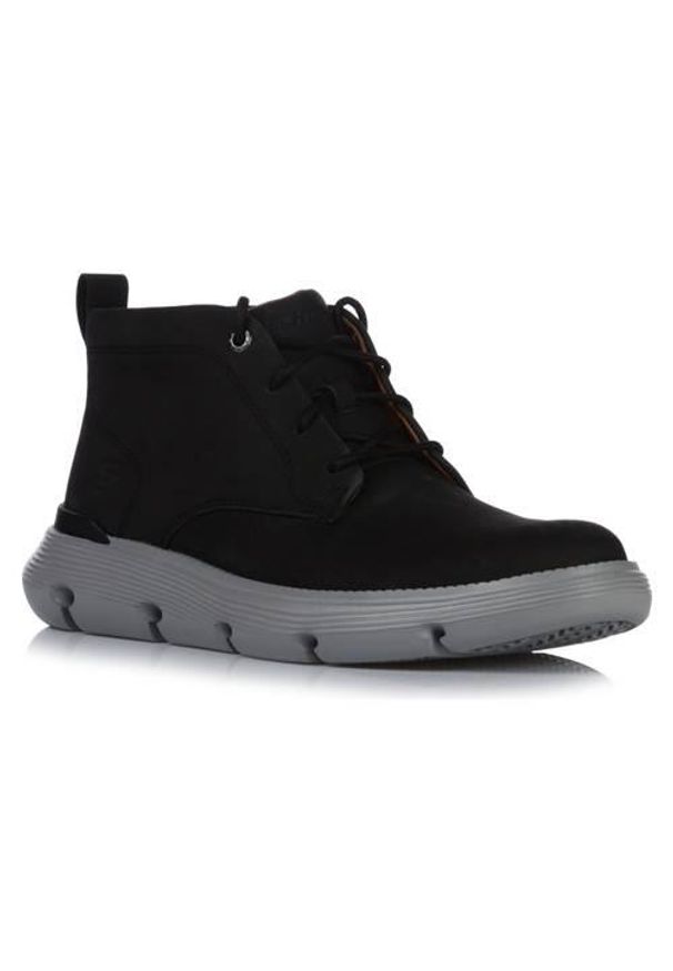 skechers - Buty do chodzenia męskie Skechers Garza Fontaine. Kolor: czarny. Materiał: syntetyk, materiał. Szerokość cholewki: normalna. Sport: turystyka piesza