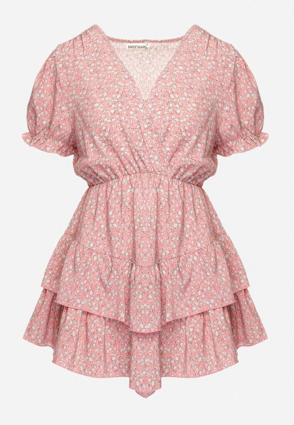 Born2be - Różowa Sukienka Mini z Falbankami i Kopertowym Dekoltem z Gumką w Talii Isarola. Typ kołnierza: kołnierz z falbankami. Kolor: różowy. Wzór: kwiaty. Sezon: lato. Typ sukienki: kopertowe. Długość: mini