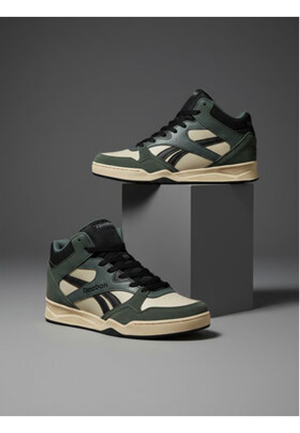 Reebok Sneakersy CEO-BB4900 MID AR30109M-CGB Khaki. Kolor: brązowy. Materiał: skóra