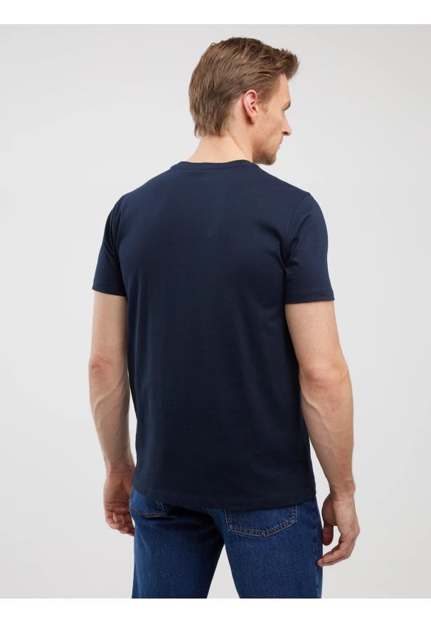 Big-Star - Koszulka męska z nadrukiem granatowa Lexor 403. Kolor: niebieski. Materiał: bawełna, jeans, materiał. Wzór: nadruk. Sezon: lato. Styl: sportowy, klasyczny