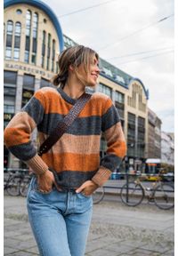 MOE - Ciepły Sweter w Bloki Kolorystyczne - Model 4. Materiał: wełna, poliester