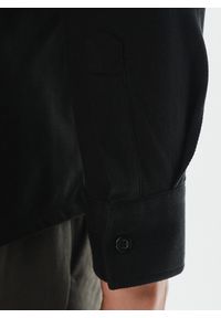 Pako Lorente - PAKO LORENTE – Czarna bawełniana koszula męska. Kolor: czarny, zielony. Materiał: bawełna. Długość rękawa: długi rękaw. Długość: długie. Wzór: gładki #5