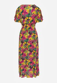 Born2be - Żółto-Fuksjowa Wiskozowa Sukienka Maxi w Kwiaty z Gumką w Talii i Kopertowym Dekoltem Trelline. Kolor: żółty. Materiał: wiskoza. Długość rękawa: krótki rękaw. Wzór: kwiaty. Typ sukienki: kopertowe. Długość: maxi #4