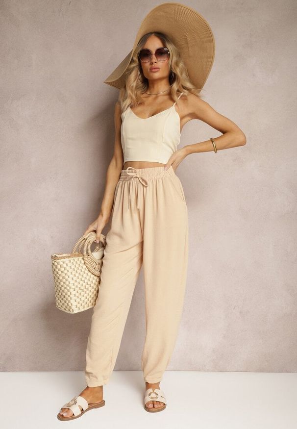 Renee - Beżowe Casualowe Spodnie High Waist Wykończone Gumką w Pasie Dimrue. Okazja: na co dzień. Stan: podwyższony. Kolor: beżowy. Styl: casual