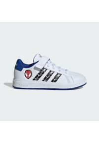 Buty Adidas Marvel Grand Court Spider-Man Kids. Kolor: biały, wielokolorowy, niebieski, czarny. Materiał: materiał. Wzór: motyw z bajki
