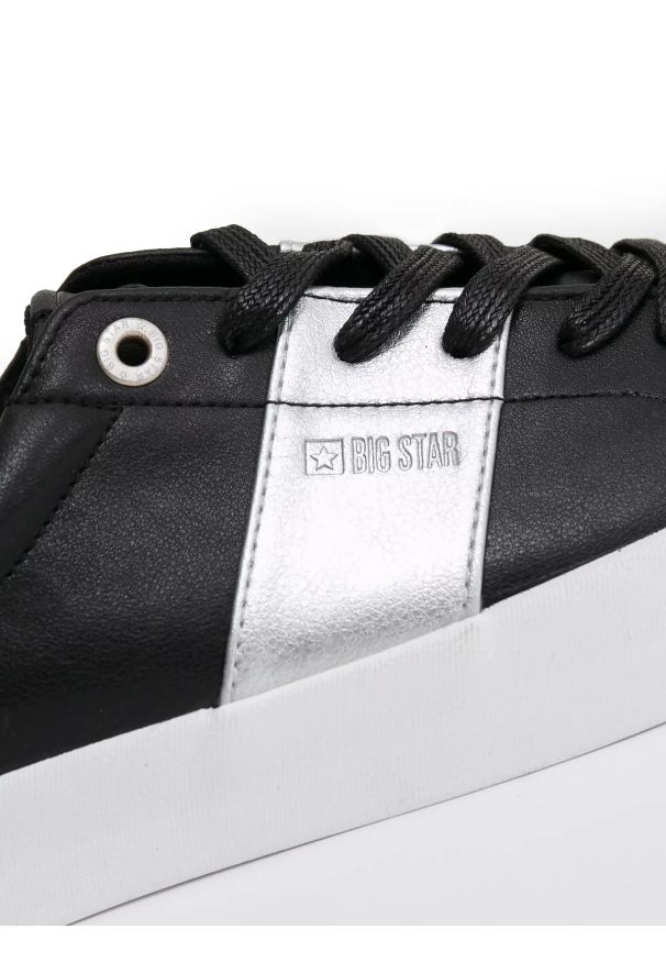 Big-Star - Sneakersy damskie w typie smart casual czarne JJ274360 906. Okazja: na co dzień. Zapięcie: sznurówki. Kolor: czarny. Materiał: jeans, skóra, bawełna. Szerokość cholewki: normalna. Wzór: kolorowy, aplikacja. Sport: turystyka piesza