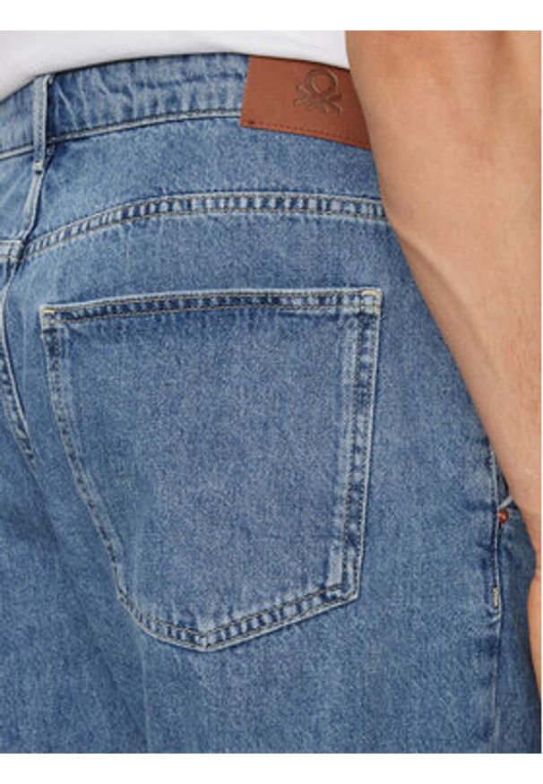 United Colors of Benetton - United Colors Of Benetton Szorty jeansowe 4GDTU900Q Niebieski Regular Fit. Kolor: niebieski. Materiał: bawełna