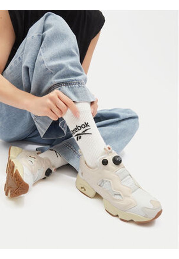 Reebok Sneakersy INSTAPUMP FURY 95 100203728 Écru. Kolor: kremowy. Materiał: materiał