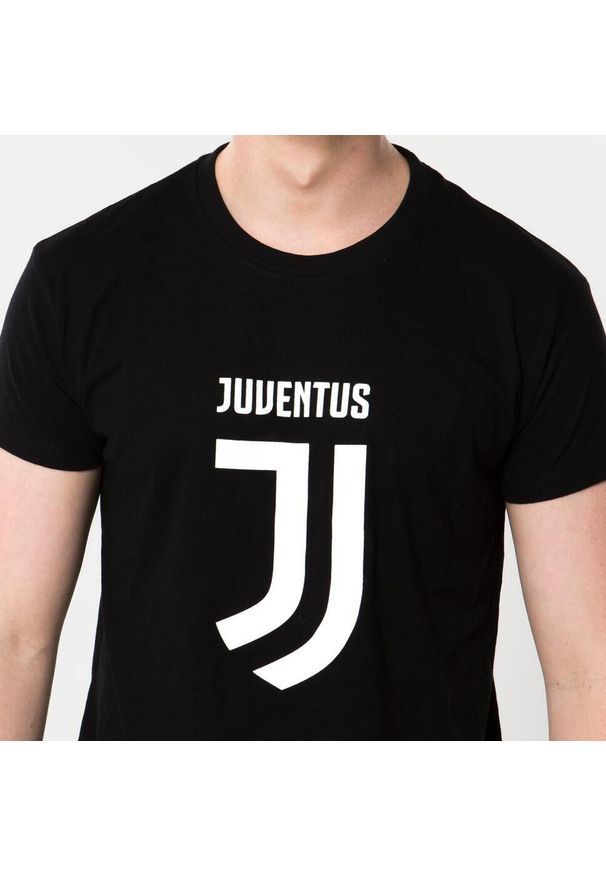 JUVENTUS FC - koszulka Juventus. Kolor: czarny. Materiał: bawełna. Sport: piłka nożna