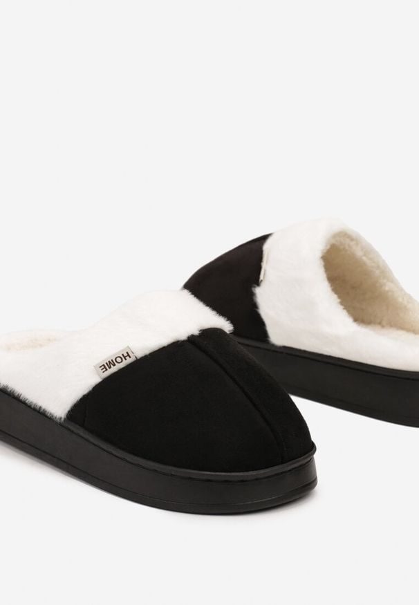 Born2be - Czarne Płaskie Kapcie z Futerkiem Leretha. Okazja: do domu. Kolor: czarny. Materiał: futro. Styl: elegancki