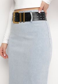 Born2be - Jasnoniebieska Midi Spódnica Ołówkowa Jeansowa z Bawełny z Ażurowym Paskiem Verailla. Kolor: niebieski. Materiał: bawełna, jeans. Wzór: ażurowy. Styl: elegancki #4