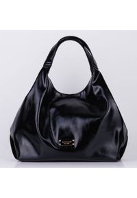 Inna - Torebka damska Monnari worek na ramię czarna. Kolor: czarny. Materiał: skórzane. Styl: elegancki. Rodzaj torebki: na ramię #1