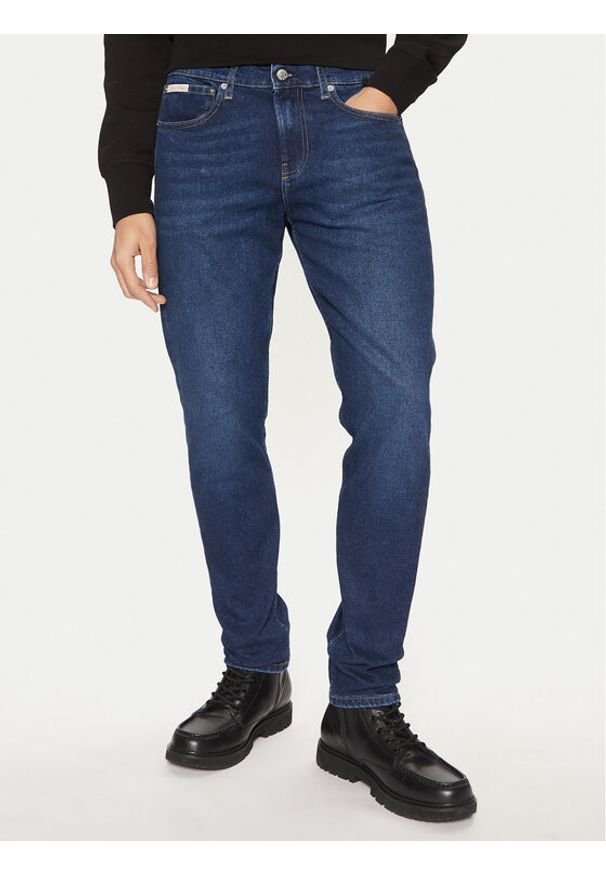 Calvin Klein Jeans Jeansy J30J327007 Granatowy Slim Fit. Kolor: niebieski