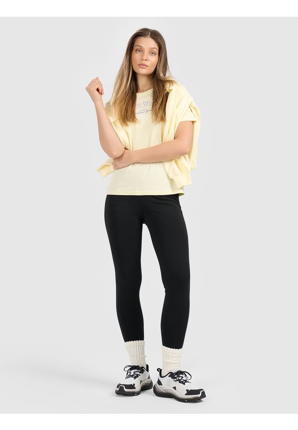 4f - 4F T-shirt regular z nadrukiem damski - żółty XL. Okazja: na co dzień. Kolor: żółty. Materiał: bawełna, skóra, materiał. Długość: długie. Wzór: nadruk. Styl: casual