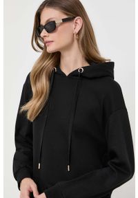 TwinSet - Twinset bluza damska kolor czarny z kapturem gładka. Typ kołnierza: kaptur. Kolor: czarny. Materiał: dzianina. Długość rękawa: długi rękaw. Długość: długie. Wzór: gładki #5