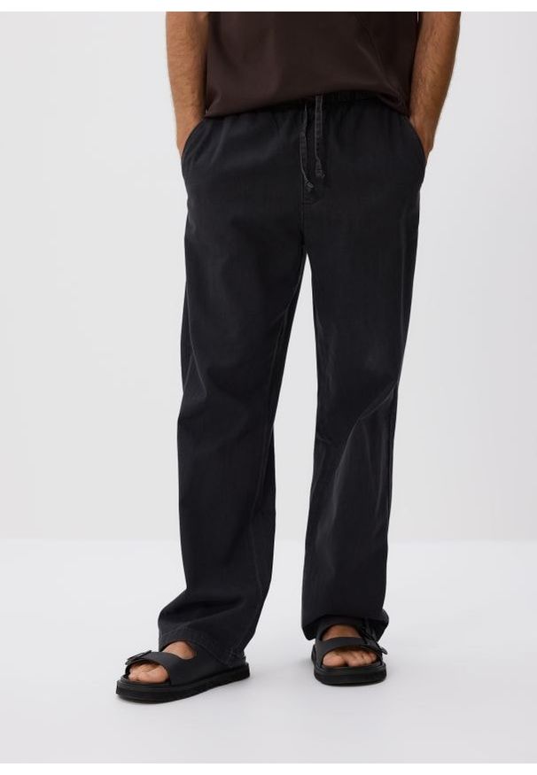Reserved - Jeansy jogger - szary. Kolor: szary