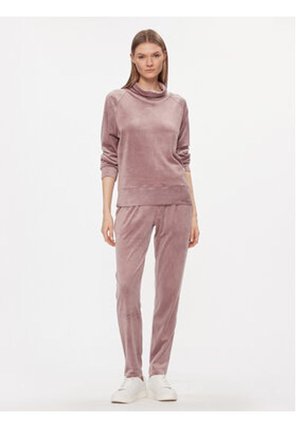 Triumph Bluza Cozy Comfort Velour Sweater 10216547 Brązowy Regular Fit. Kolor: brązowy. Materiał: wiskoza