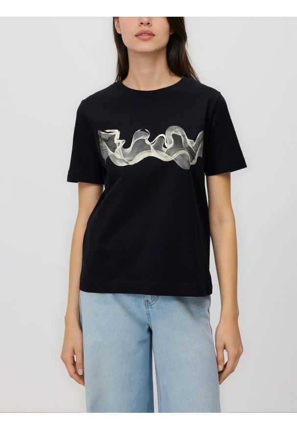 Reserved - T-shirt z nadrukiem - czarny. Kolor: czarny. Materiał: bawełna. Wzór: nadruk