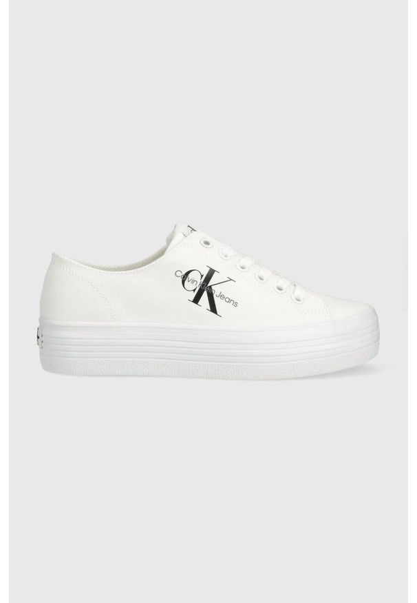 Calvin Klein Jeans tenisówki VULC FLATFORM ESSENTIAL MONO damskie kolor biały YW0YW01030. Nosek buta: okrągły. Zapięcie: sznurówki. Kolor: biały. Materiał: materiał. Obcas: na platformie