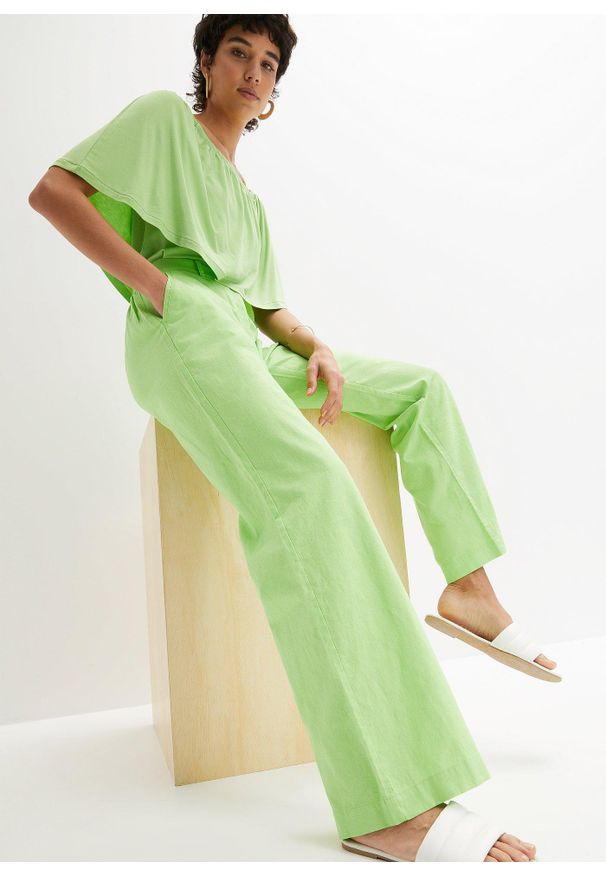 bonprix - Spodnie lniane Loose Fit z wygodnym paskiem. Kolor: zielony. Materiał: len