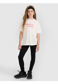 4f - 4F T-shirt regular z nadrukiem dziewczęcy - biały 128 (7-8 lat). Okazja: na co dzień. Kolor: biały. Materiał: jersey, bawełna, materiał. Długość rękawa: krótki rękaw. Długość: krótkie. Wzór: nadruk. Sezon: lato. Styl: sportowy, młodzieżowy, klasyczny, casual
