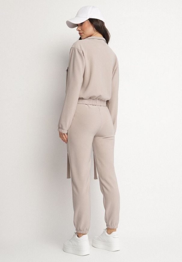 Born2be - Beżowy Komplet Dresowy Bluza Rozpinana i Spodnie Slim w Stylu Utility Telavienna. Kolor: beżowy. Materiał: dresówka