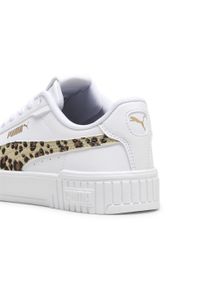 Puma - Młodzieżowe sneakersy Carina 2.0 Animal Update PUMA White Putty Gold Beige. Kolor: żółty, wielokolorowy, beżowy, biały. Wzór: motyw zwierzęcy, nadruk. Sezon: lato