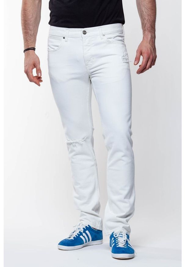 Wrangler - SPODNIE MĘSKIE WRANGLER SPENCER WHITE RIPPED W16AES033. Stan: obniżony