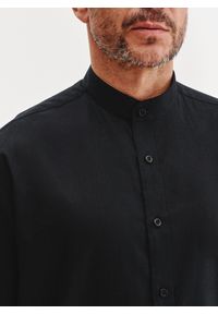 Pako Lorente - PAKO LORENTE - czarna koszula męska z lnu i bawełny. Typ kołnierza: kołnierzyk stójkowy. Kolor: niebieski, biały, czarny. Materiał: bawełna, len. Długość rękawa: długi rękaw. Długość: długie. Wzór: gładki. Sezon: wiosna #3