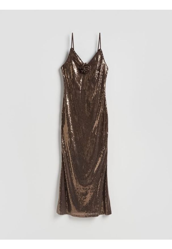 Reserved - Błyszcząca sukienka maxi - brązowy. Kolor: brązowy. Materiał: dzianina. Typ sukienki: proste. Długość: maxi