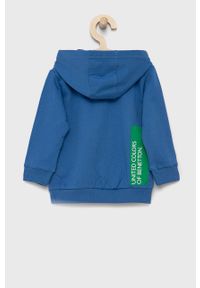 United Colors of Benetton bluza bawełniana dziecięca z kapturem melanżowa. Okazja: na co dzień. Typ kołnierza: kaptur. Kolor: niebieski. Materiał: bawełna. Wzór: melanż. Styl: casual #2