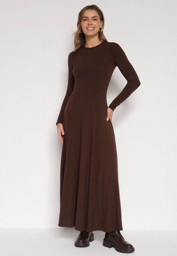 Born2be - Brązowa Bawełniana Sukienka o Rozkloszowanym Kroju Tuselenea. Okazja: na co dzień. Kolor: brązowy. Materiał: bawełna. Typ sukienki: proste. Styl: casual, elegancki