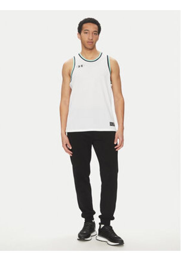 Under Armour Tank top Zone Pro 6000370 Biały Loose Fit. Kolor: biały. Materiał: syntetyk