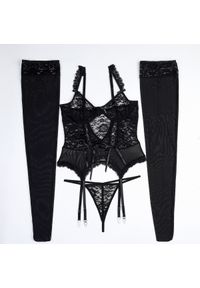 Intica - Gorset koronkowy z regulowanymi paskami na romantyczne wieczory Maliyah. Kolor: czarny. Materiał: koronka. Wzór: paski, koronka #1