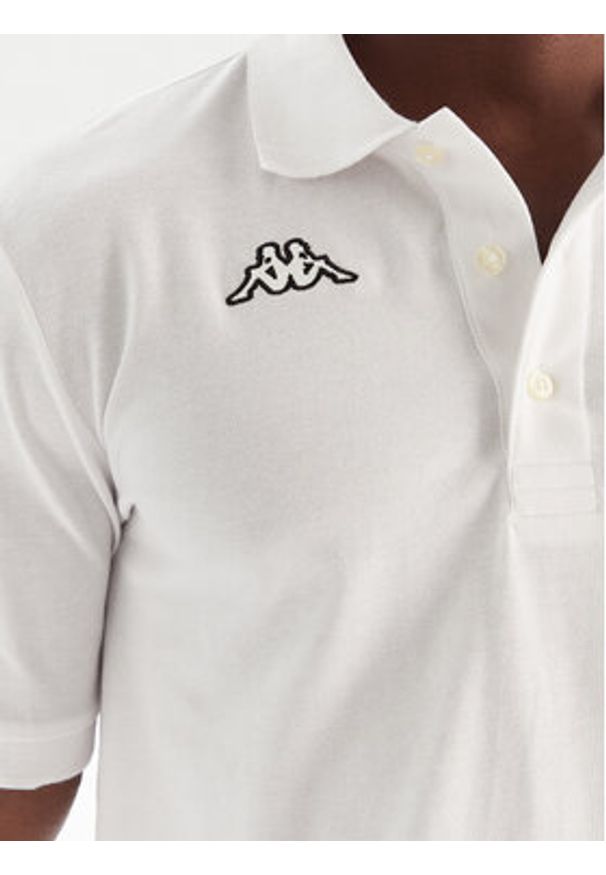 Kappa Polo Logo Sharas Mss 302B3D0 Biały Regular Fit. Typ kołnierza: polo. Kolor: biały. Materiał: bawełna