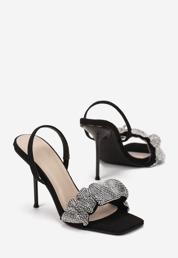 Born2be - Czarne Sandały Iomereia. Zapięcie: bez zapięcia. Kolor: czarny. Materiał: materiał. Styl: glamour
