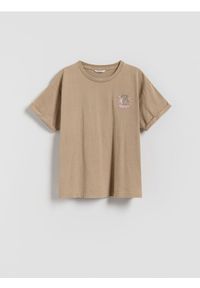 Reserved - T-shirt z nadrukiem i haftem - beżowy. Kolor: beżowy. Materiał: bawełna. Wzór: haft, nadruk