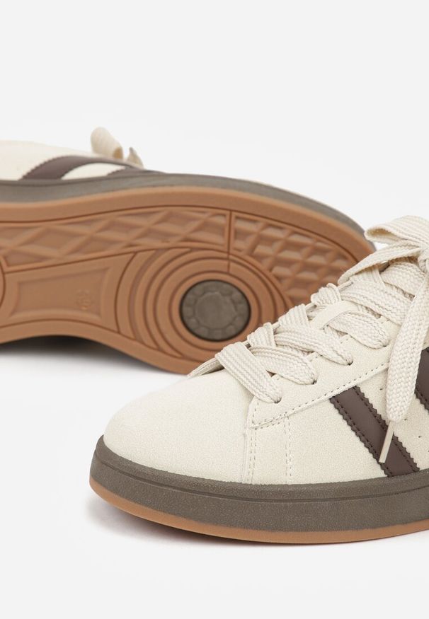 Born2be - Beżowo-Brązowe Sneakersy z Ozdobnymi Paskami Doloreth. Okazja: na co dzień. Zapięcie: pasek. Kolor: beżowy. Materiał: jeans