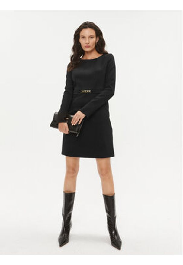 TwinSet - TWINSET Sukienka codzienna 232TT2195 Czarny Regular Fit. Okazja: na co dzień. Kolor: czarny. Materiał: syntetyk. Typ sukienki: proste. Styl: casual