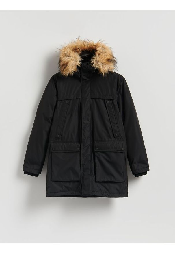 Reserved - Kurtka parka z kapturem - czarny. Typ kołnierza: kaptur. Kolor: czarny. Materiał: tkanina. Wzór: gładki