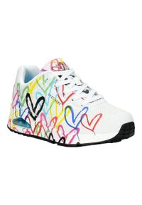 skechers - Buty do chodzenia damskie Skechers Spread The Love. Okazja: na co dzień. Zapięcie: sznurówki. Kolor: biały. Materiał: guma, materiał, syntetyk. Szerokość cholewki: normalna. Wzór: aplikacja. Sport: turystyka piesza