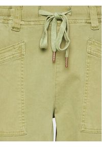 Cream Spodnie materiałowe Ilo 10611117 Zielony Relaxed Fit. Kolor: zielony. Materiał: materiał, bawełna
