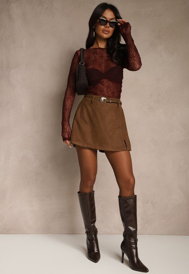 Renee - Brązowe Spódnico-Szorty High Waist z Ozdobnym Paskiem Korelea. Stan: podwyższony. Kolor: brązowy. Styl: klasyczny