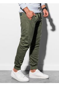 Ombre Clothing - Spodnie męskie dresowe joggery P867 - oliwkowe - XXL. Kolor: oliwkowy. Materiał: dresówka #3